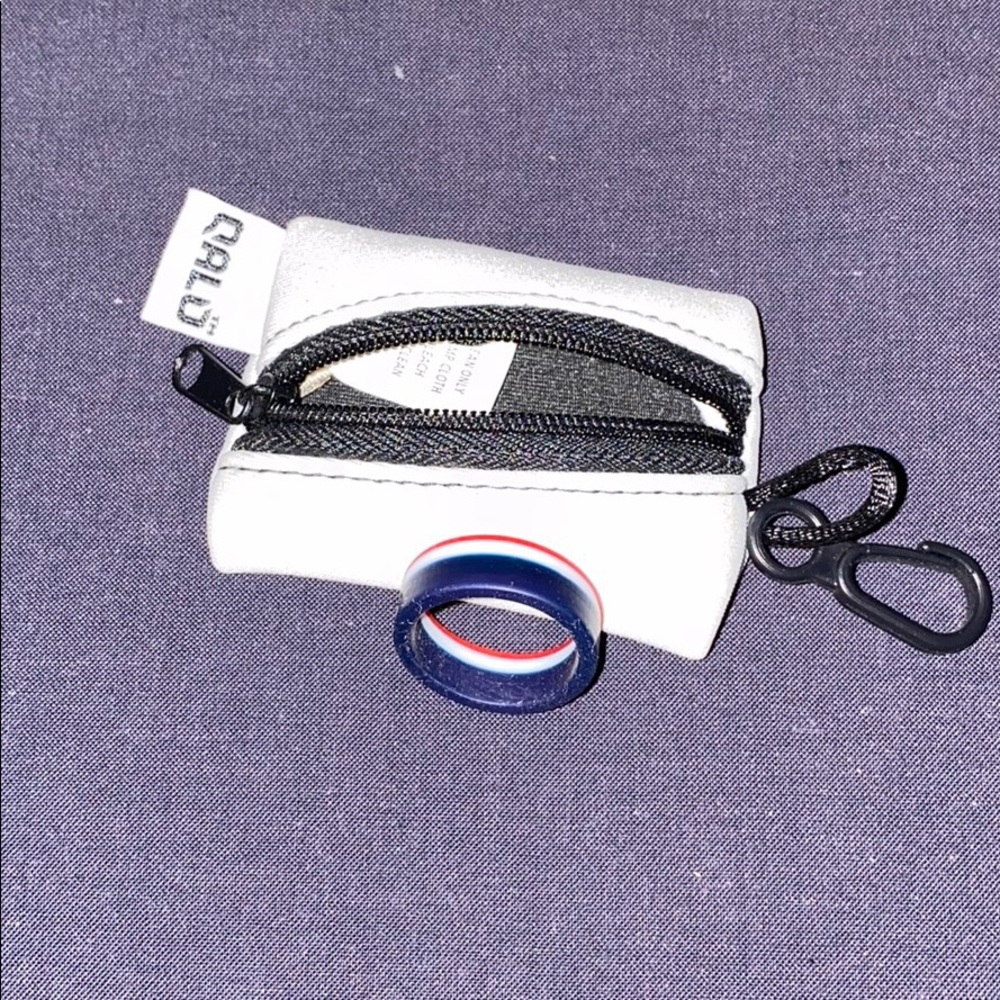 Men’s Qalo Pinstripe silicone ring